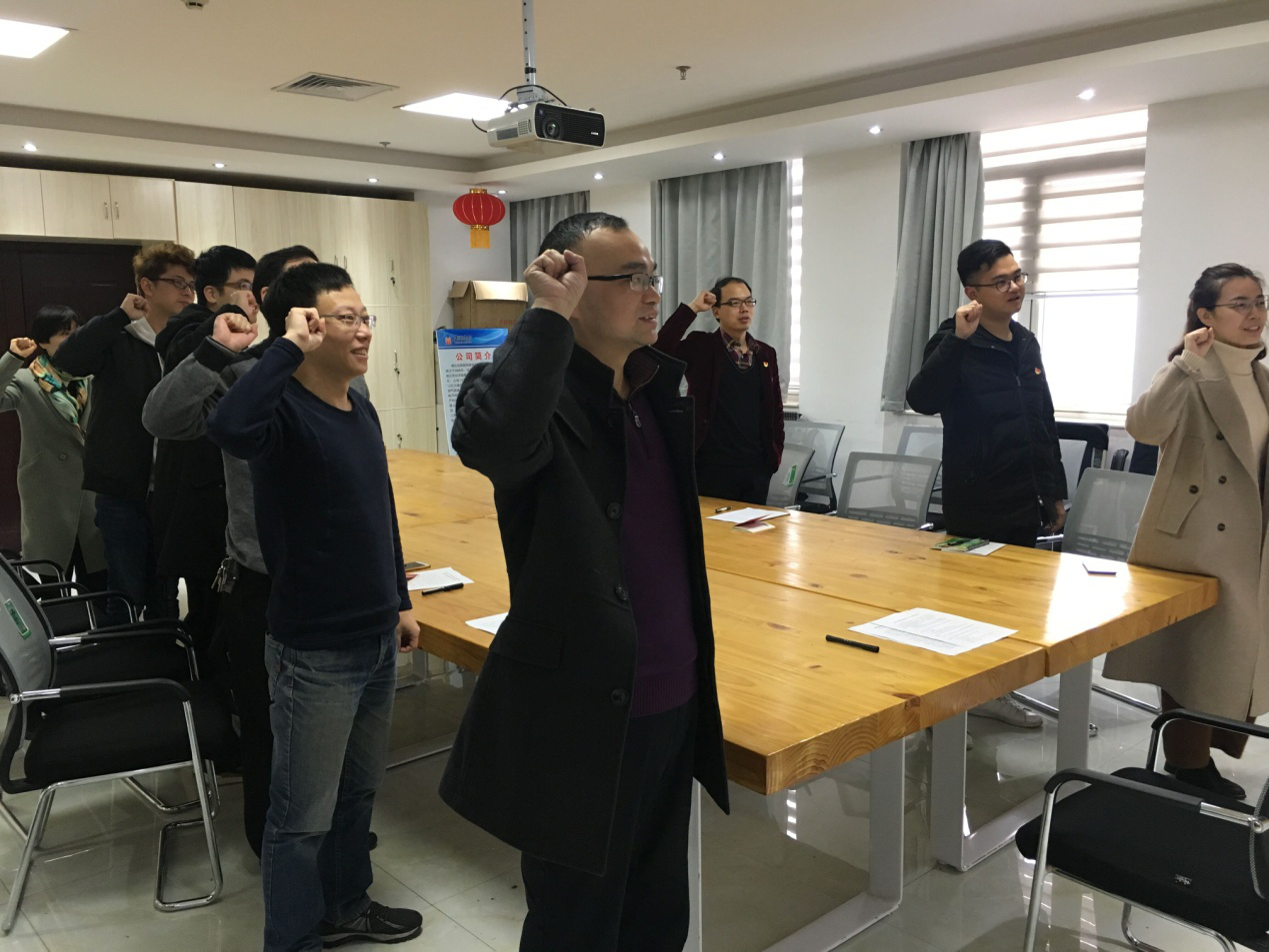 2-1Z925150225554.png 2-1Z925150225554.png